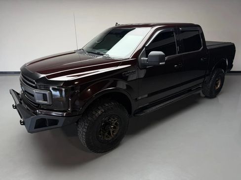 Used 2018 Ford F150 XLT w/ Equipment Group 302A Luxury AWD/4WD image 38