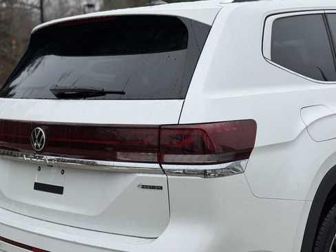 New 2026 Volkswagen Atlas SEL Premium R-Line image 13