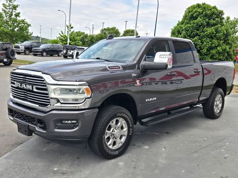 Used 2024 RAM 2500 Laramie w/ Safety Group AWD/4WD image 3