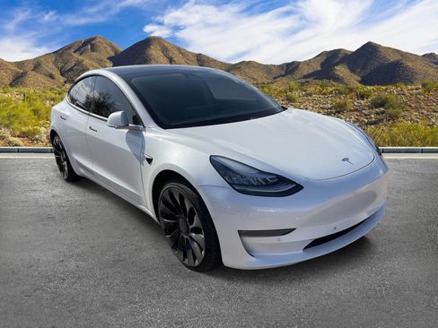 Used 2019 Tesla Model 3 Long Range AWD/4WD image 3