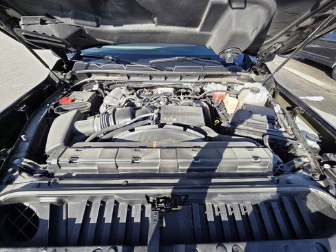 Used 2025 GMC Sierra 2500 Denali w/ Technology Package image 29