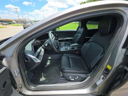 Used 2025 Lucid Air Touring AWD/4WD image 8