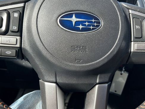 Used 2017 Subaru Crosstrek 2.0i Premium image 15