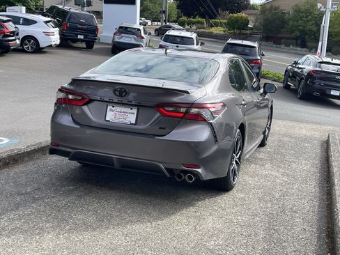 Certified 2023 Toyota Camry SE w/ Cold Weather Package FWD image 6