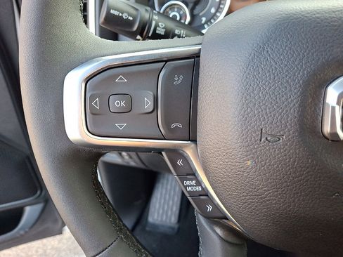 Certified 2025 RAM 1500 Big Horn image 17