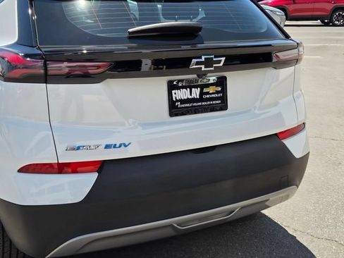 Certified 2022 Chevrolet Bolt EUV LT FWD image 5
