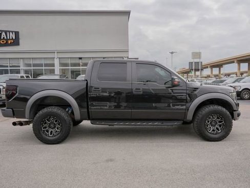 Used 2014 Ford F150 Raptor w/ Equipment Group 801A Luxury image 4