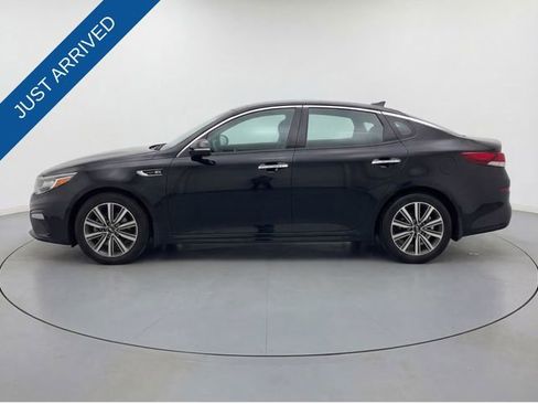 Used 2019 Kia Optima EX image 4