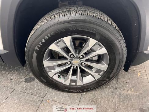 Used 2025 Chevrolet Equinox LT image 17