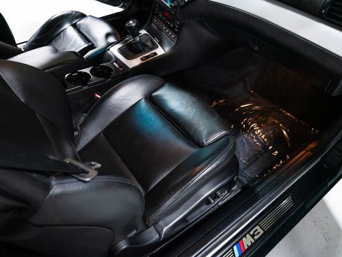 Used 2003 BMW M3 Convertible RWD image 29