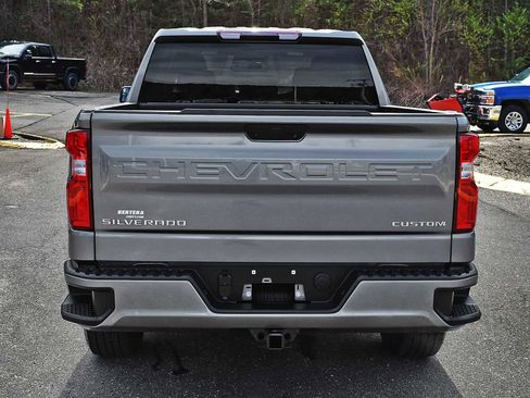 Used 2021 Chevrolet Silverado 1500 Custom AWD/4WD image 7