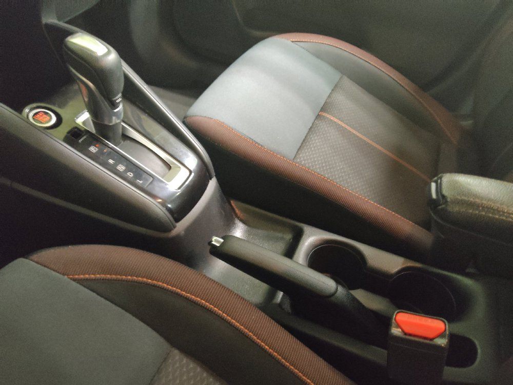 Used 2020 Nissan Versa SR w/ Convenience Package FWD image 26