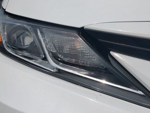 Used 2023 Toyota Camry LE FWD image 9