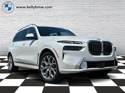 Certified 2026 BMW X7 xDrive40i w/ Premium Package AWD/4WD image 1