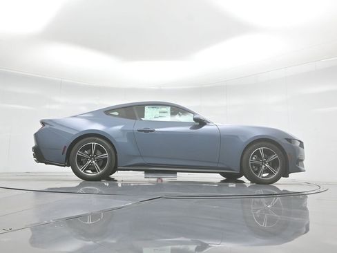 New 2025 Ford Mustang Coupe image 3