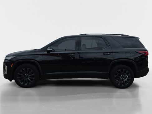 Used 2023 Chevrolet Traverse RS w/ LPO, Floor Liner Package AWD/4WD image 2