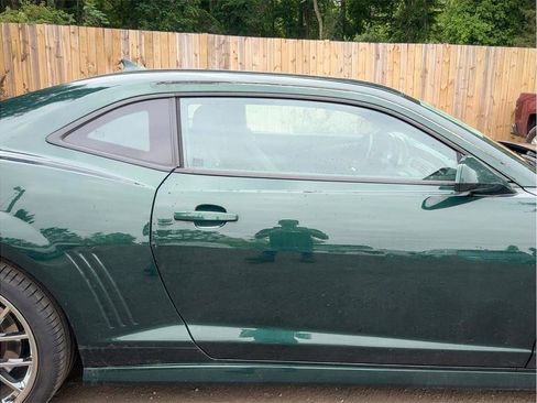 Used 2015 Chevrolet Camaro SS w/ Green Flash Special Edition RWD image 14