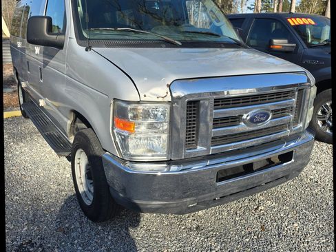 Used 2009 Ford E-350 and Econoline 350 XL image 3