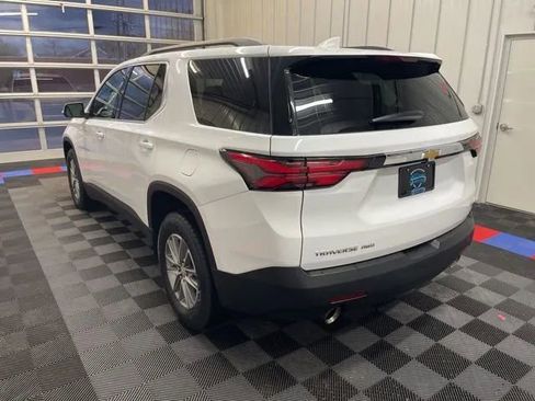 Used 2023 Chevrolet Traverse LT AWD/4WD image 5