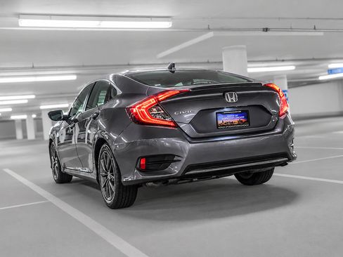 Used 2019 Honda Civic EX image 5