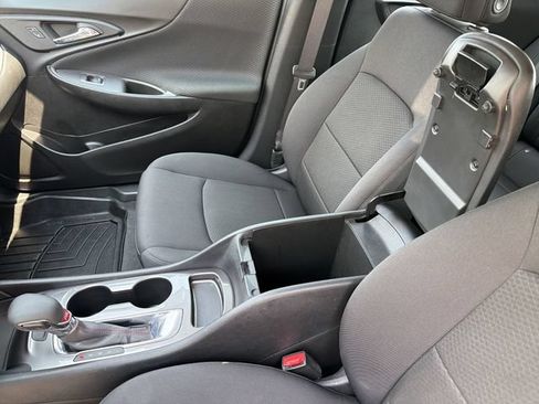 Used 2021 Chevrolet Malibu RS FWD image 22