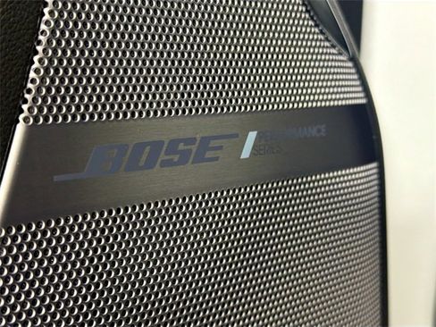 Used 2024 GMC Yukon Denali Ultimate image 18