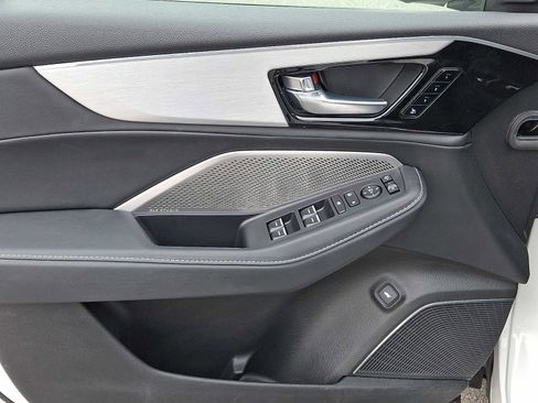 Certified 2024 Acura MDX SH-AWD w/ Technology Package image 12