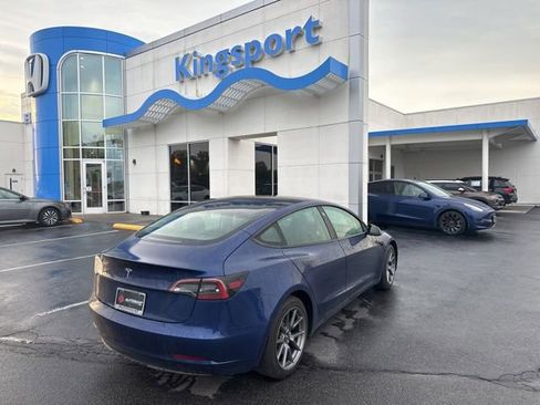 Used 2023 Tesla Model 3 Standard Range RWD image 10