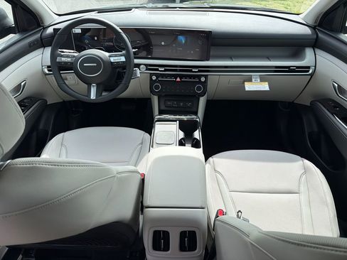 New 2026 Hyundai Tucson Limited FWD image 23