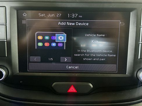 Used 2025 Kia Soul LX w/ LX Technology Package FWD image 22