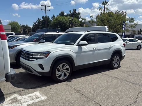 Used 2021 Volkswagen Atlas SE w/ Panoramic Sunroof Package image 1