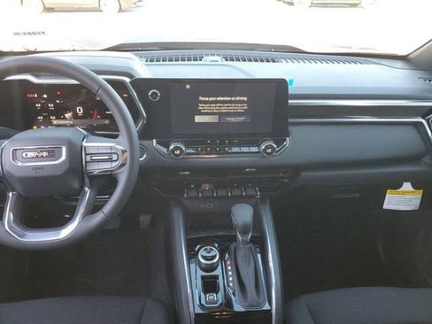 New 2026 GMC Canyon Elevation w/ Convenience Package image 15