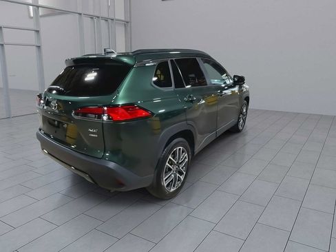 Used 2026 Toyota Corolla Cross XLE AWD/4WD image 8