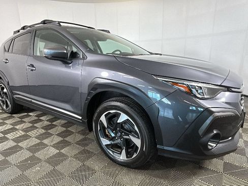Used 2024 Subaru Crosstrek 2.5i Limited AWD/4WD image 2