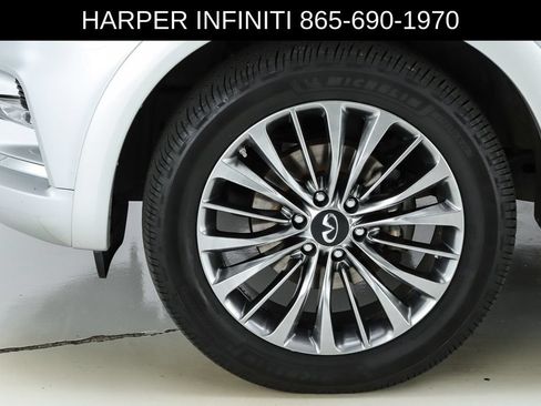 Used 2018 INFINITI QX80 4WD w/ Deluxe Technology Package image 46