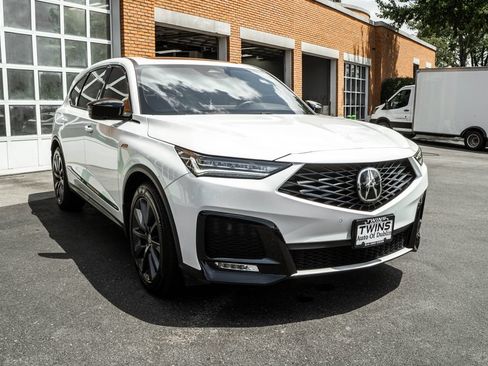 Used 2025 Acura MDX A-Spec AWD/4WD image 6
