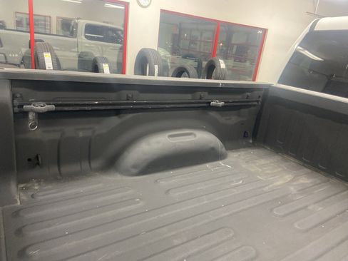 Used 2019 RAM 1500 Big Horn image 16