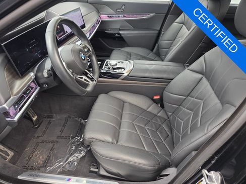 Used 2024 BMW 760i xDrive w/ Executive Package AWD/4WD image 9