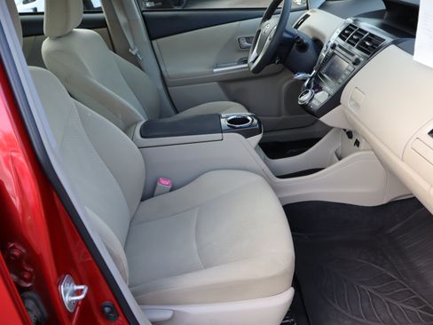 Used 2014 Toyota Prius V Three FWD image 35