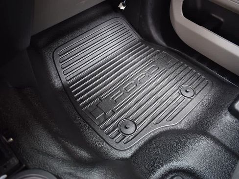 Used 2019 Ford F350 XLT image 22