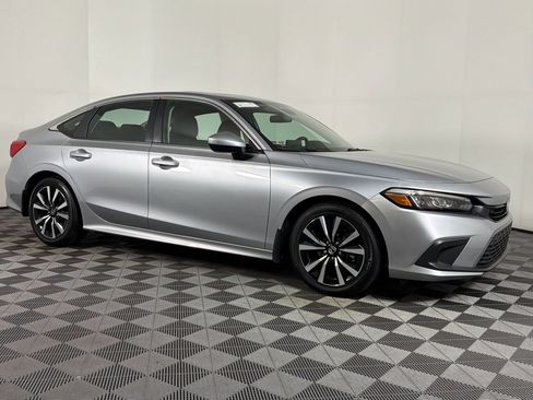 Used 2023 Honda Civic EX image 6