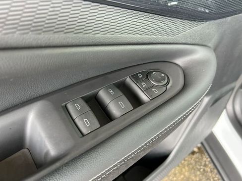 Used 2024 Chevrolet Blazer EV LT AWD/4WD image 23