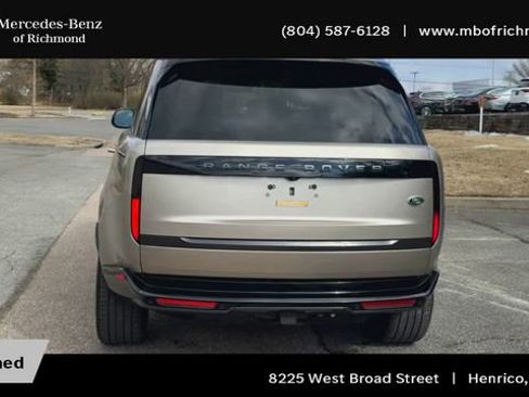 Used 2023 Land Rover Range Rover SE image 9