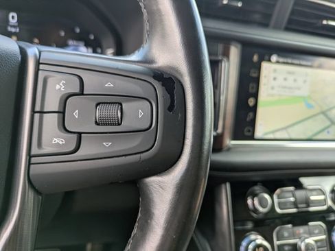 Used 2024 GMC Yukon Denali Ultimate AWD/4WD image 35