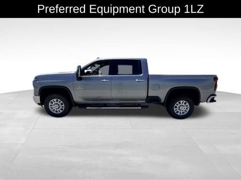 Certified 2024 Chevrolet Silverado 2500 LTZ w/ LTZ Convenience Package AWD/4WD image 4