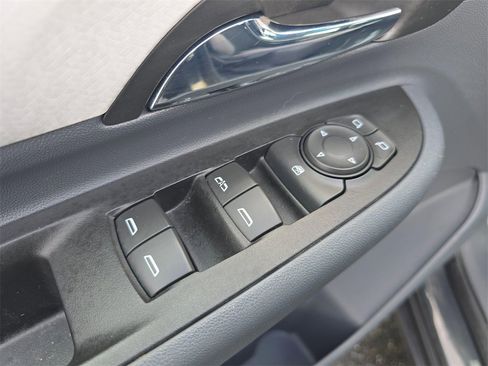 Used 2019 Chevrolet Bolt LT image 18