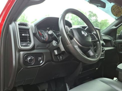 Used 2022 RAM 5500 Tradesman w/ Chrome Appearance Group AWD/4WD image 14