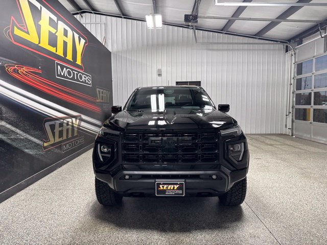 Used 2024 GMC Canyon Elevation w/ Elevation Premium Package AWD/4WD image 29