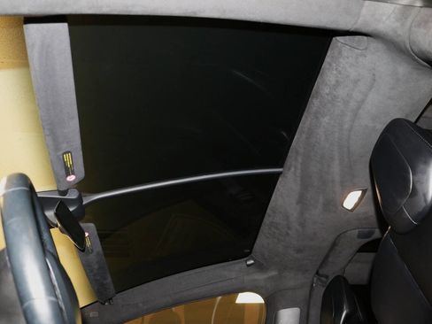 Used 2020 Tesla Model X image 96