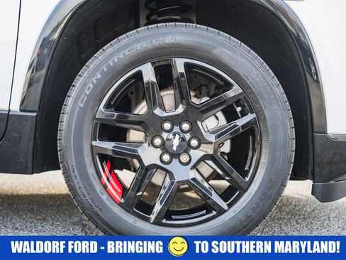 Used 2020 Chevrolet Traverse Premier w/ Redline Edition image 17